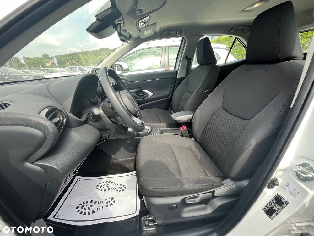 Toyota Yaris Cross Hybrid 1.5 Comfort - 28