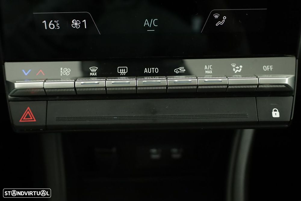 Renault Captur 1.0 TCe Techno - 12