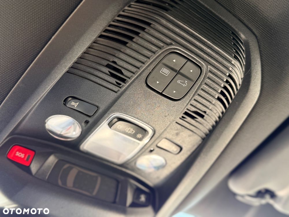 Peugeot 5008 PureTech 180 EAT8 Stop & Start GT - 26