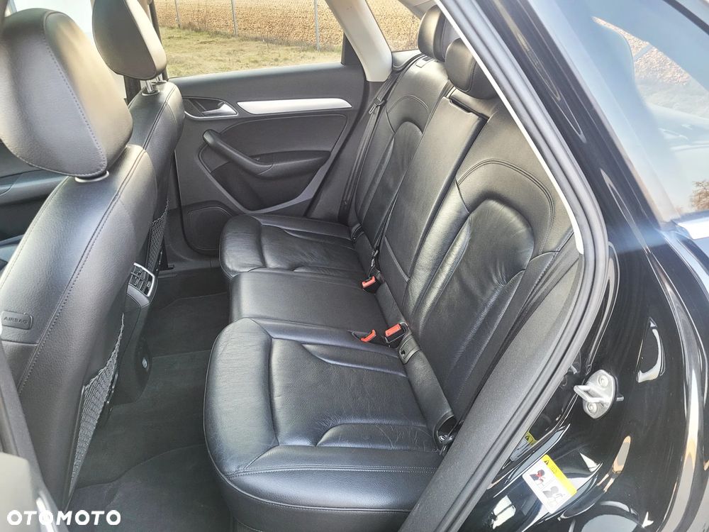 Audi Q3 40 TFSI quattro S tronic - 23