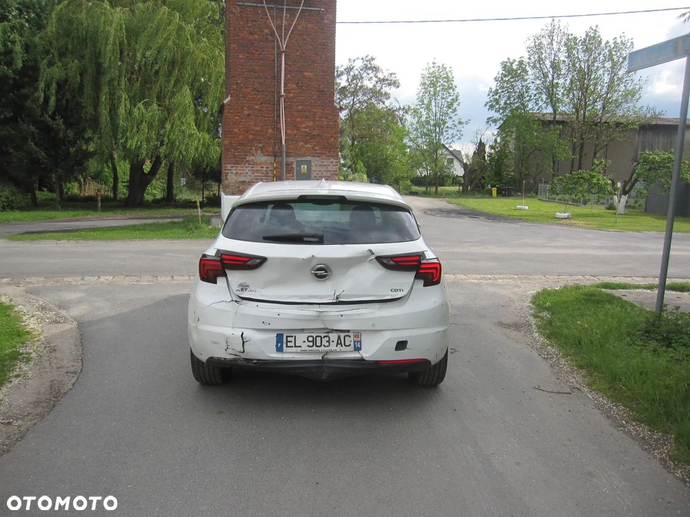 Opel Astra 1.6 D (CDTI) Start/Stop Innovation - 16
