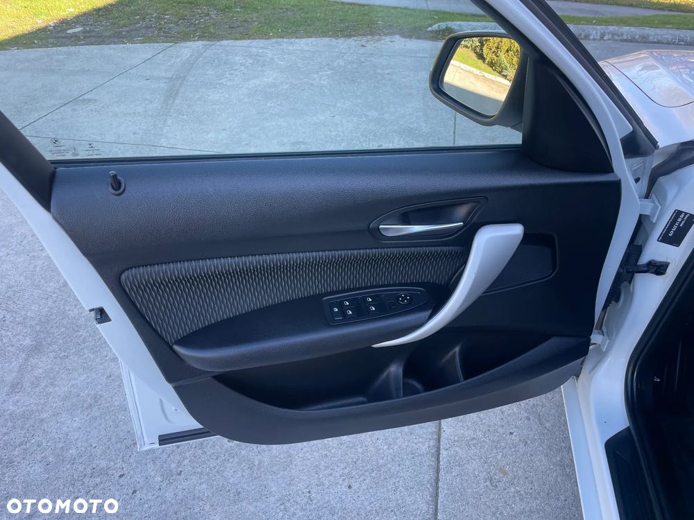 BMW Seria 1 118i - 8