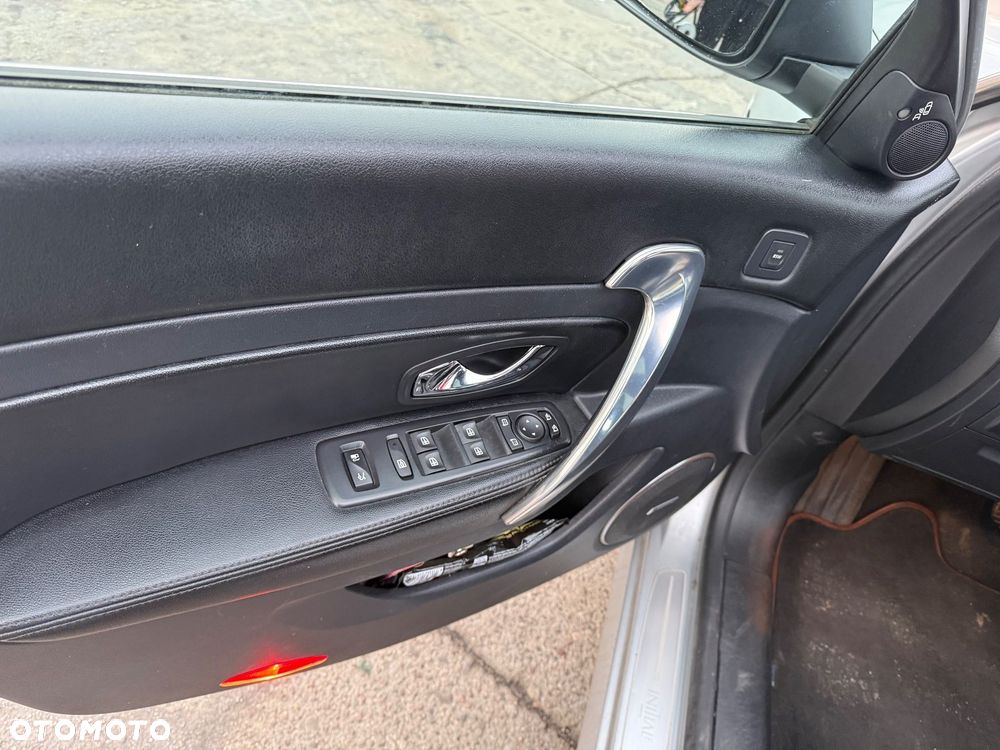 Renault Latitude 2.0 dCi Initiale - 9