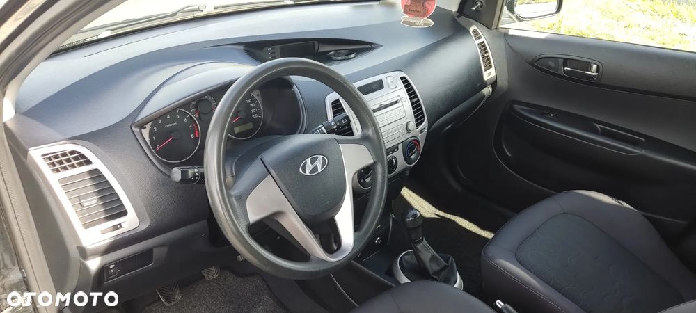 Hyundai i20 1.2 Edition Plus - 10
