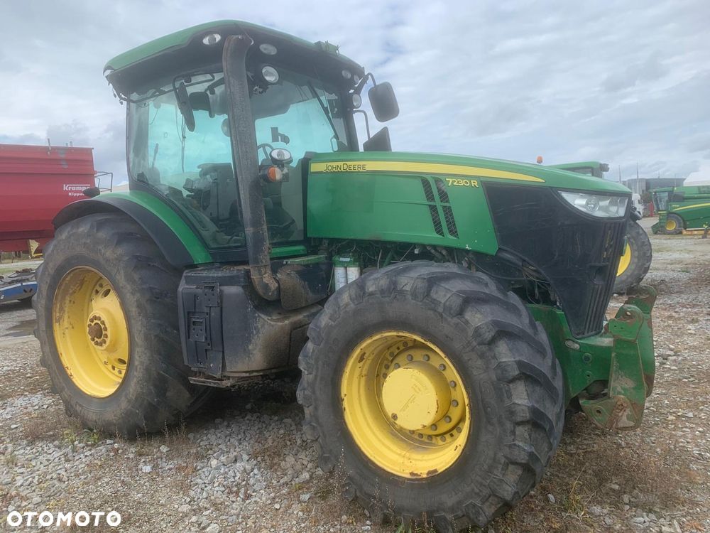 John Deere 7230R - 1