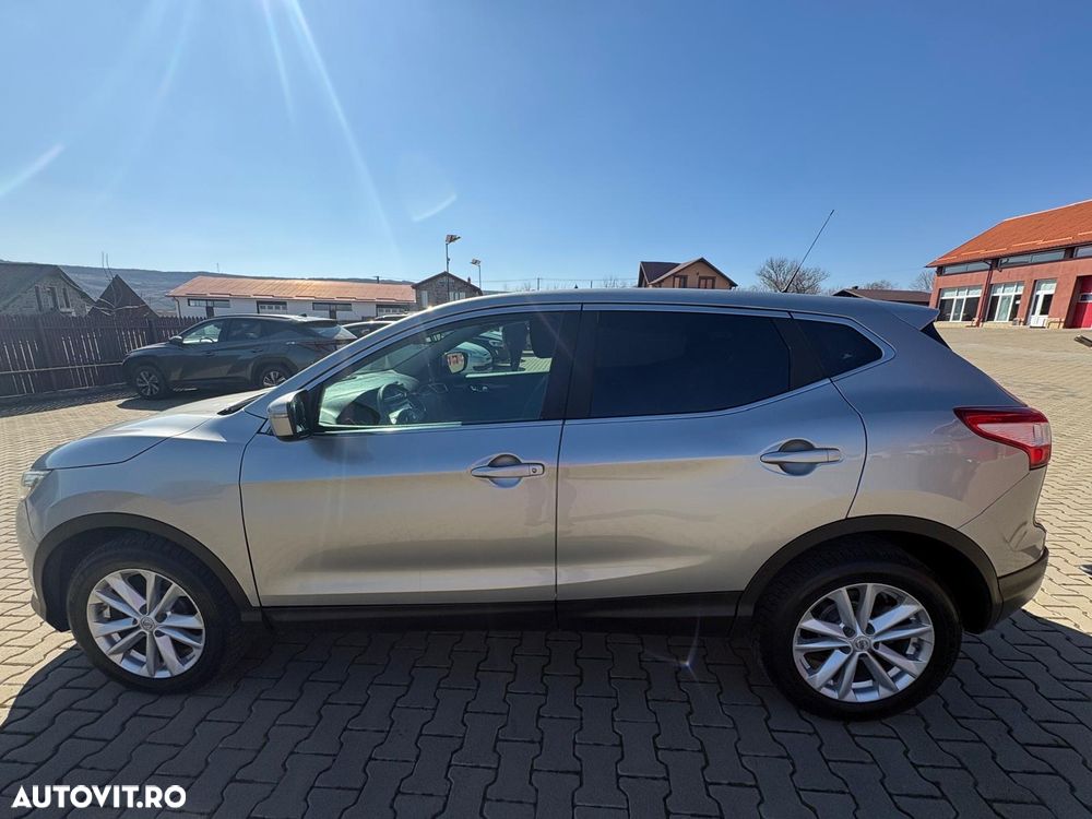 Nissan Qashqai 1.6 DCI Start/Stop 4X4-i Acenta - 4