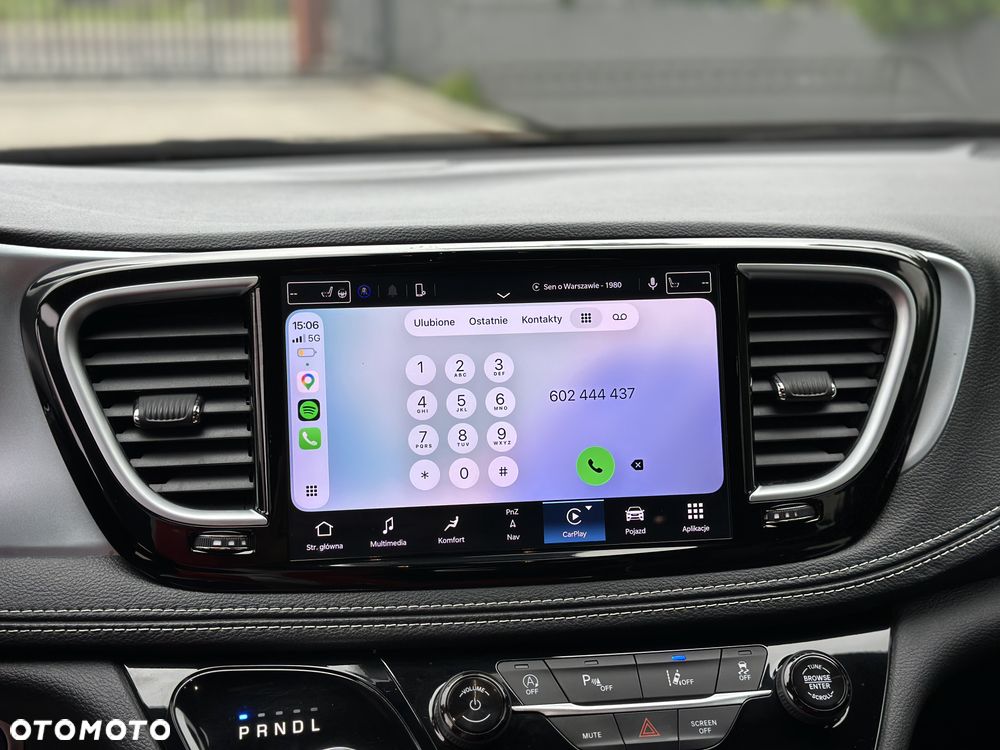 Chrysler Pacifica - 20