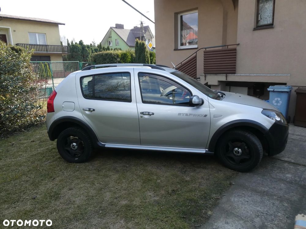 Dacia Sandero 1.5 dCi Laureate - 7