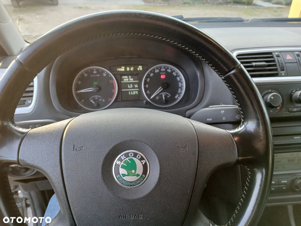 Skoda Roomster 1.4 16V Style - 18