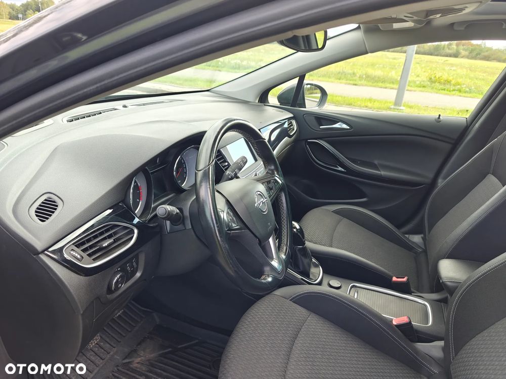 Opel Astra 1.4 T Elite - 36