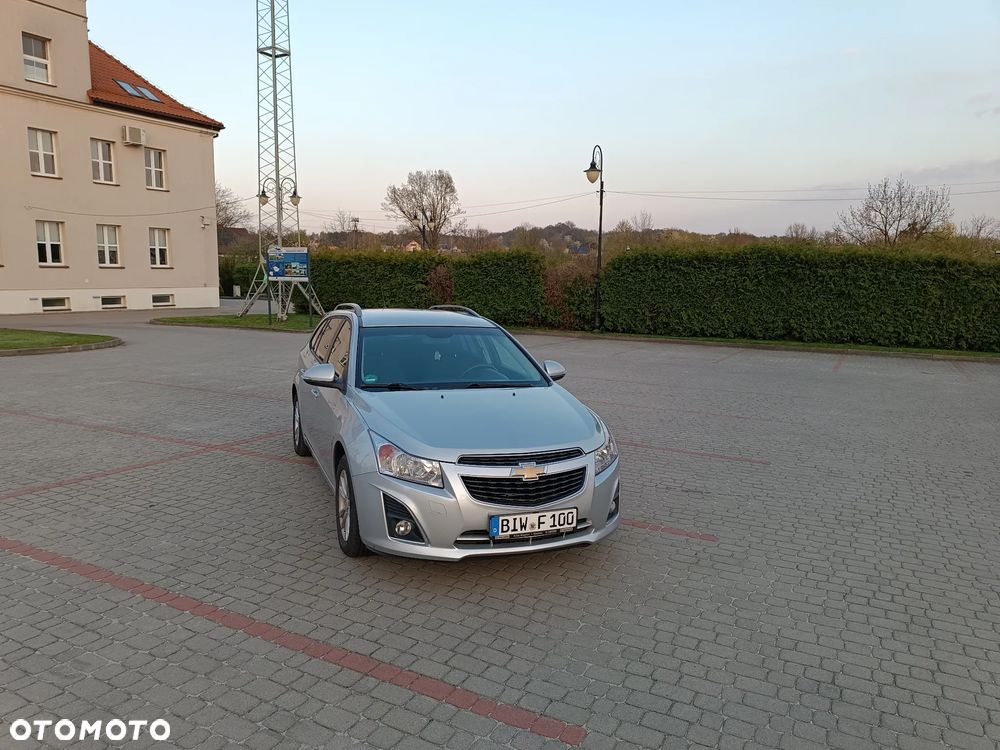 Chevrolet Cruze 1.6 LT+ - 10
