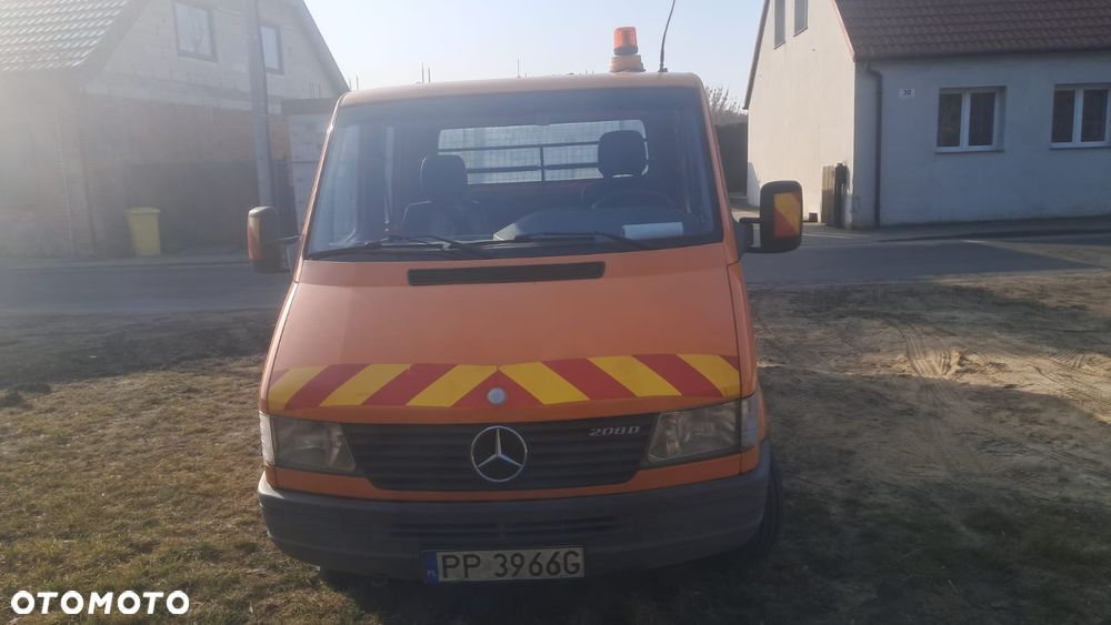 Mercedes-Benz SPRINTER - 2