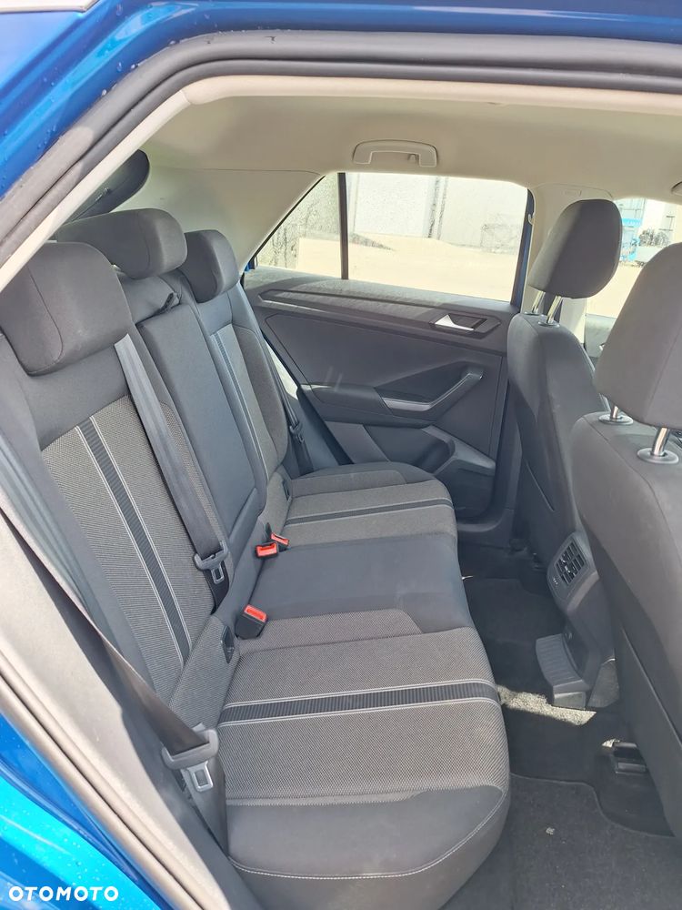 Volkswagen T-Roc - 14