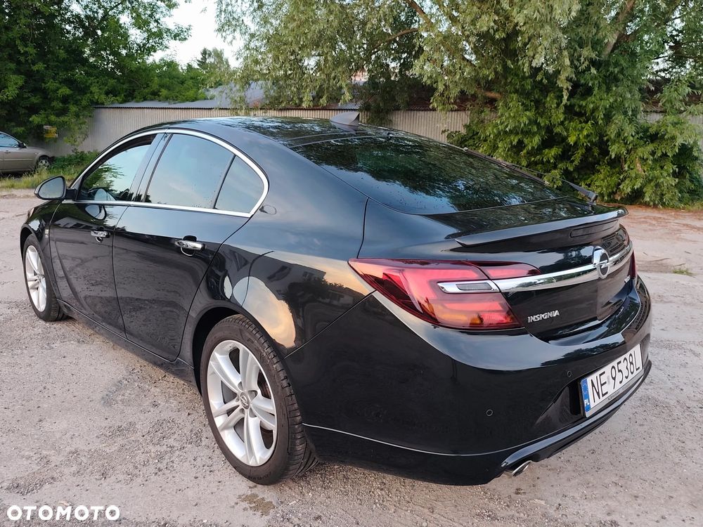Opel Insignia 2.0 CDTI Cosmo S&S - 17
