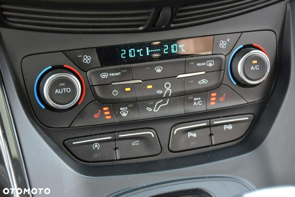 Ford Kuga 2.0 TDCi 4x4 ST-Line - 34