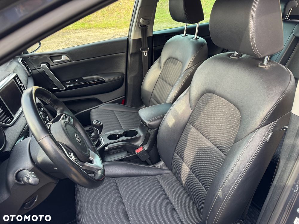 Kia Sportage 1.6 T-GDI Black Edition 2WD - 18