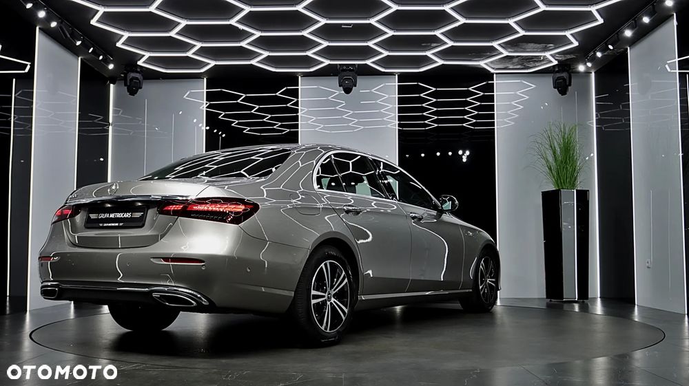Mercedes-Benz Klasa E 220 d - 9