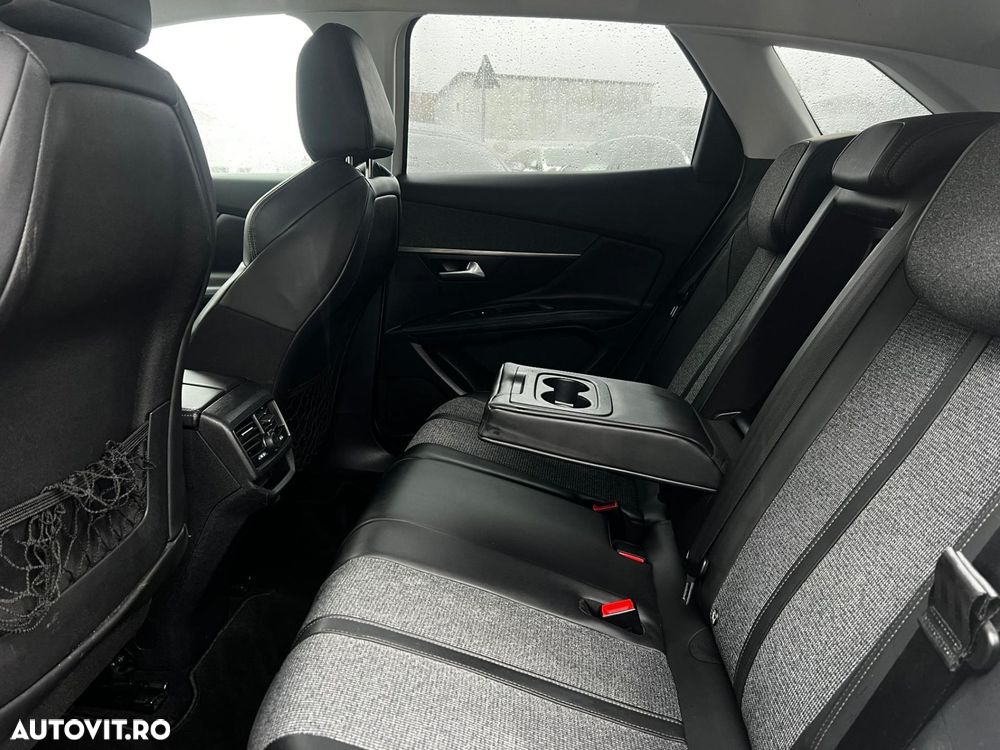 Peugeot 3008 - 33