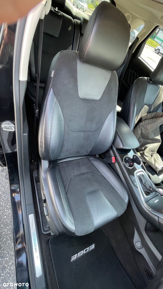 Ford Edge - 28