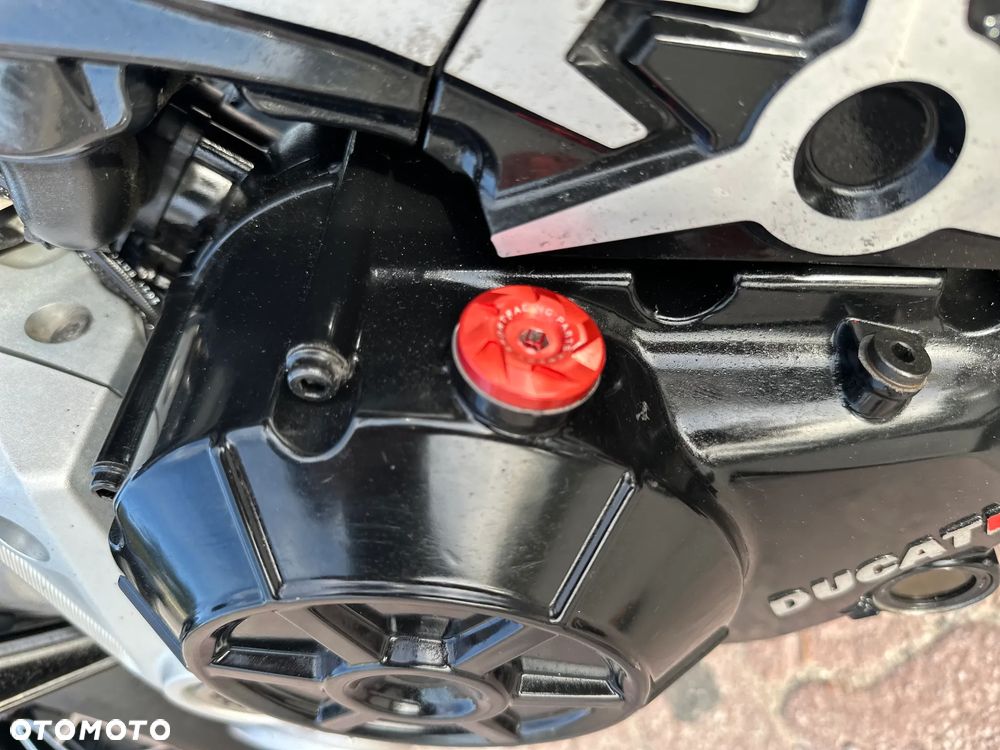 Ducati Diavel - 19