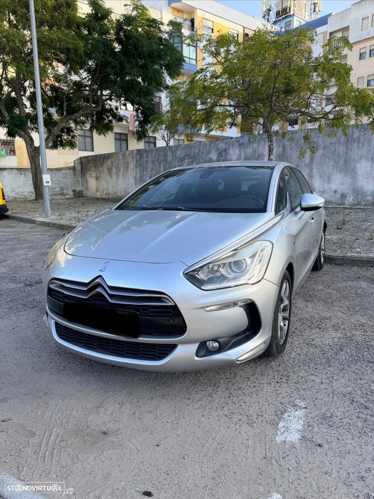 Citroën DS5 2.0 HDi Hybrid4 So Chic CMP6 - 1