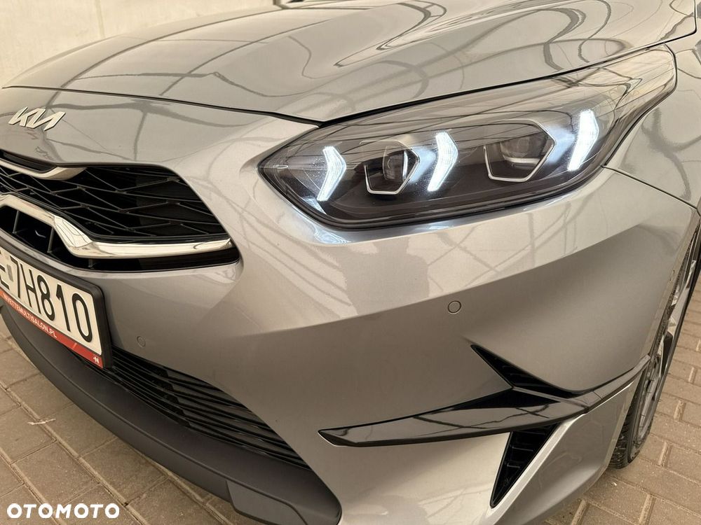 Kia Ceed - 29