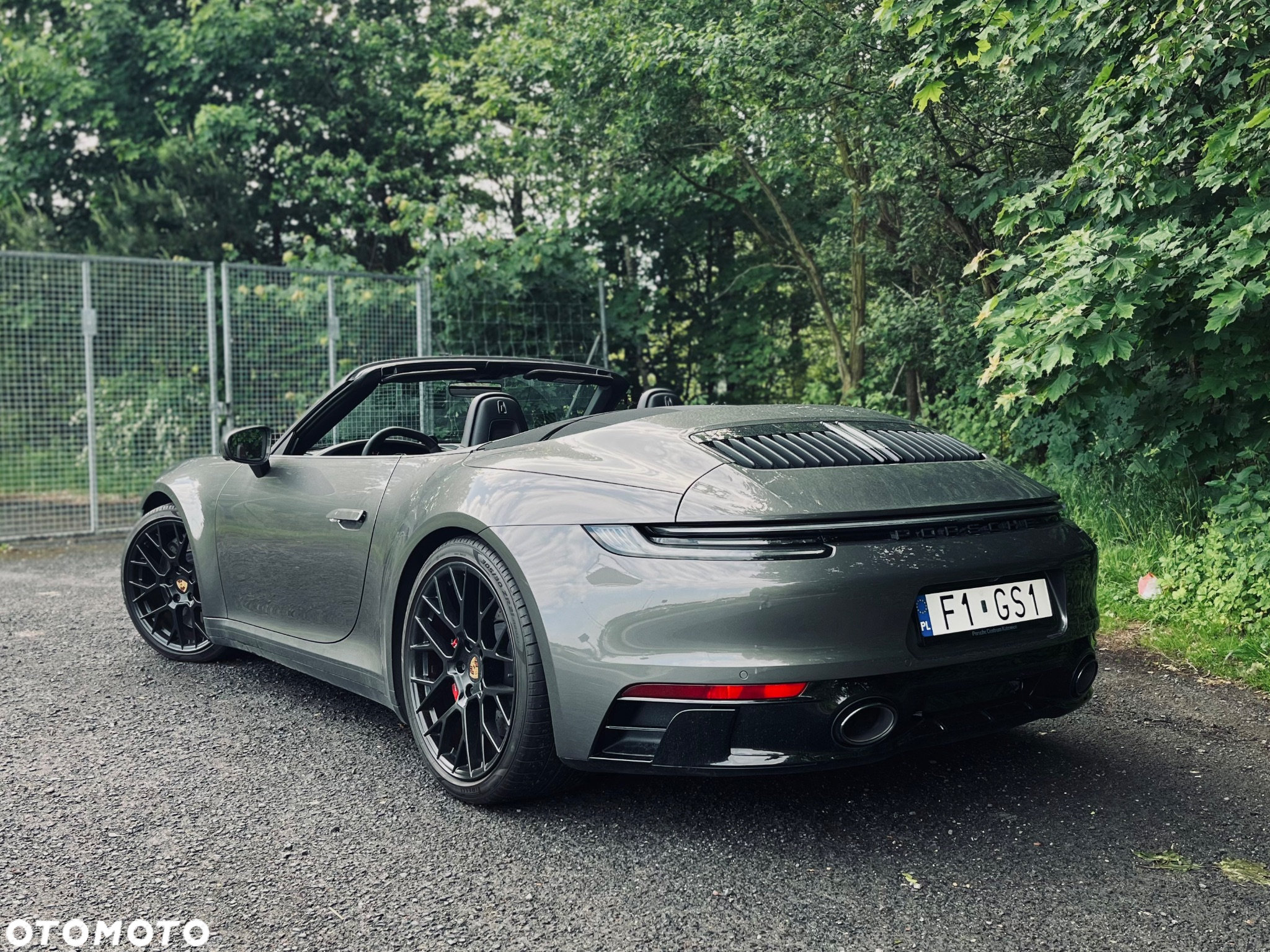 Porsche 911 Carrera 4 GTS Cabrio - 6