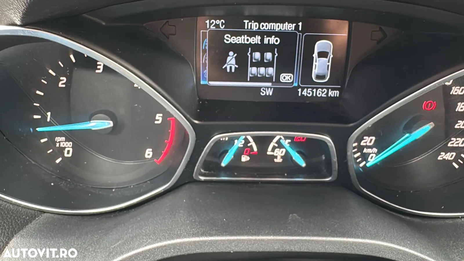 Ford Kuga - 13