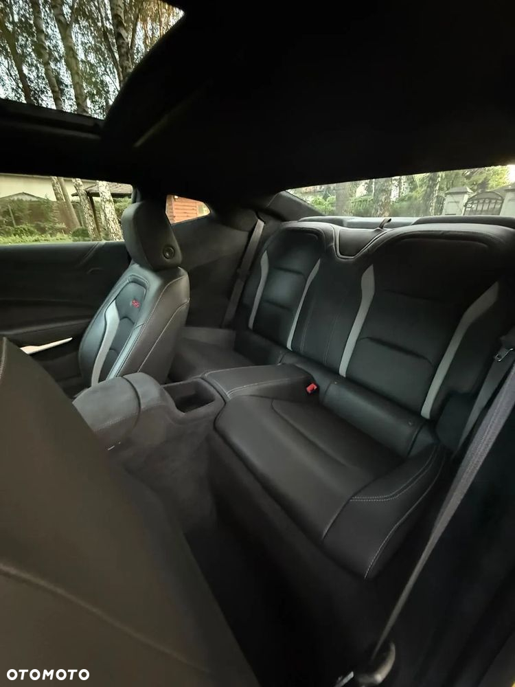 Chevrolet Camaro Coupe Touring 6.2 V8 - 26