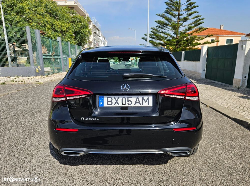 Mercedes-Benz A 250 - 21