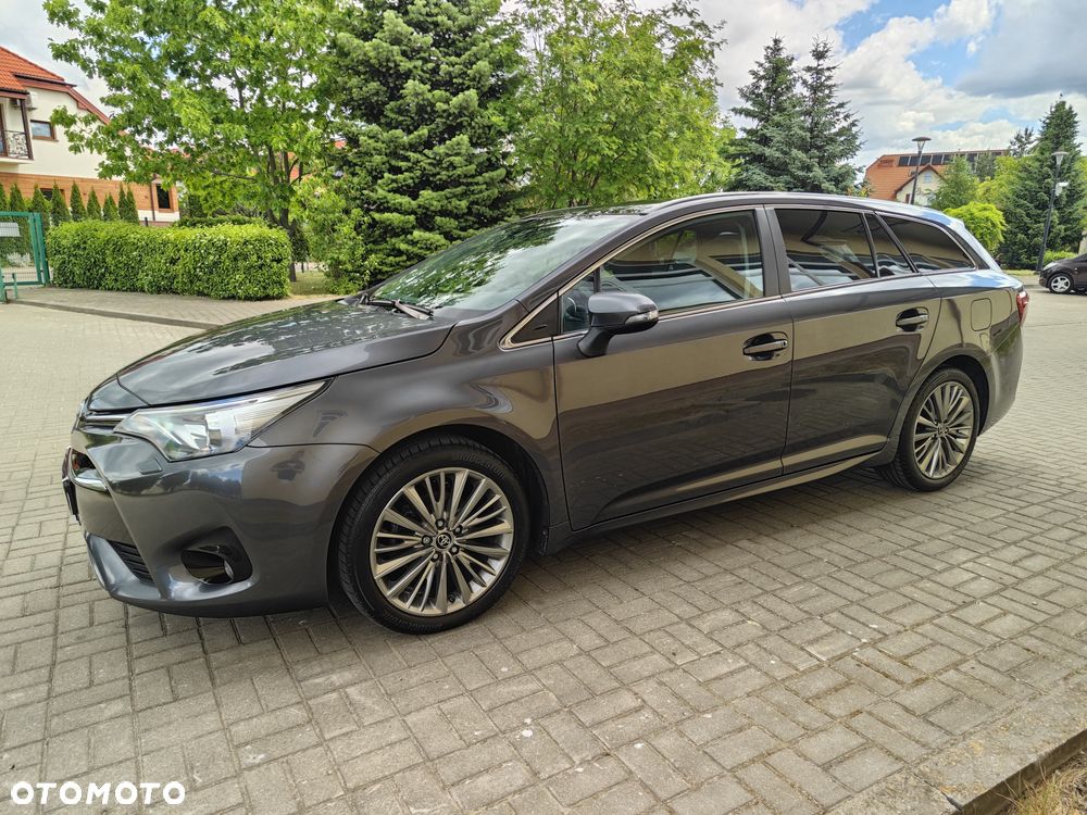 Toyota Avensis - 7