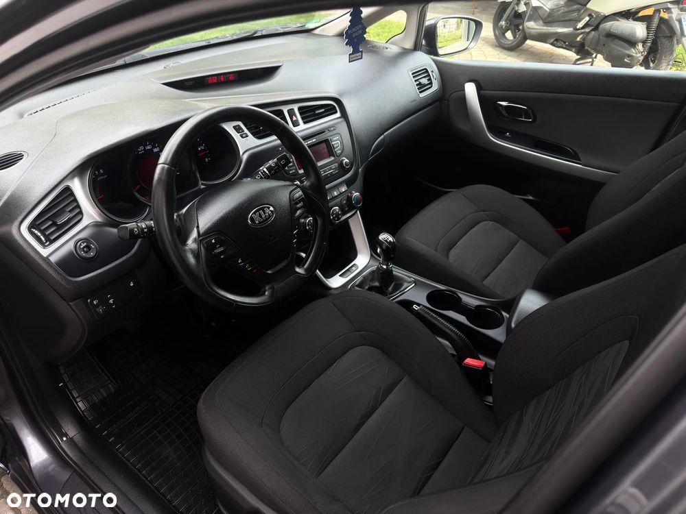 Kia Ceed 1.4 CVVT Attract plus - 10