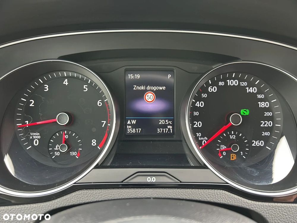 Volkswagen Passat Variant 1.5 TSI EVO Business DSG - 24