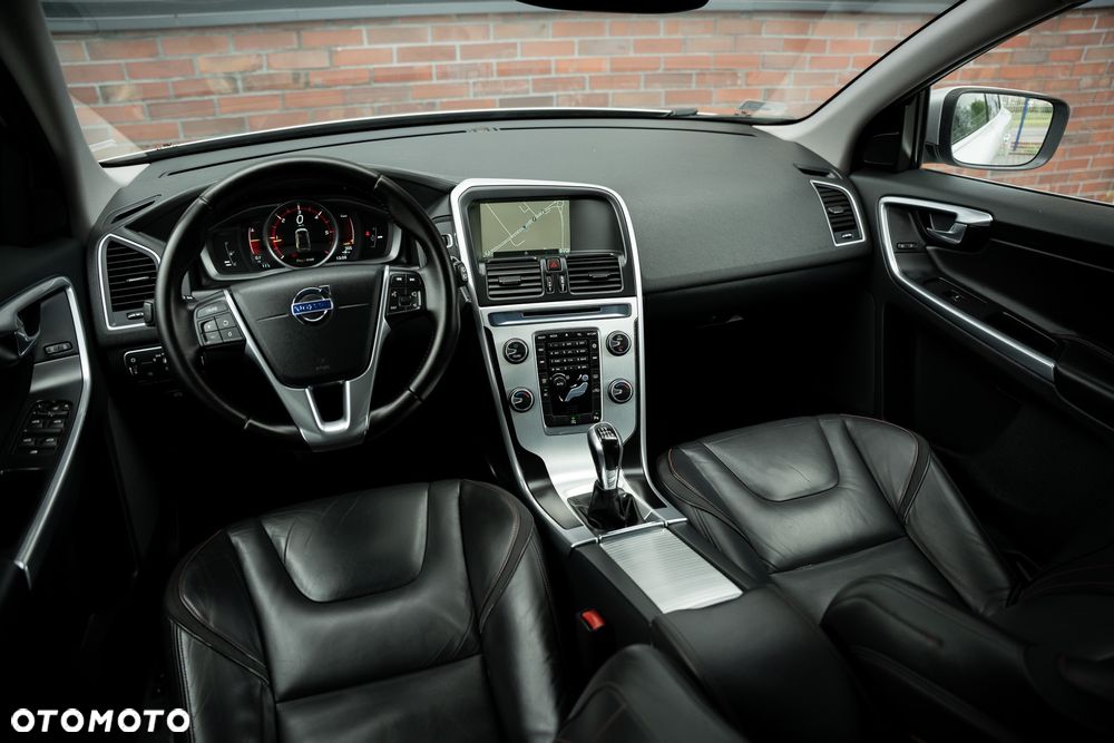 Volvo XC 60 D3 Drive-E Ocean Race - 26
