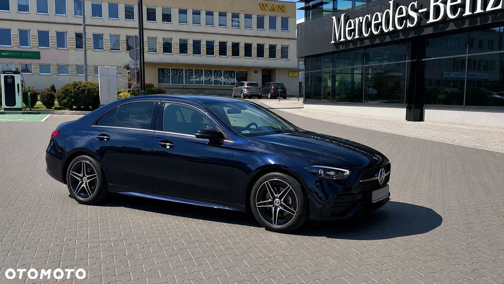 Mercedes-Benz Klasa C 220 d mHEV AMG - 12