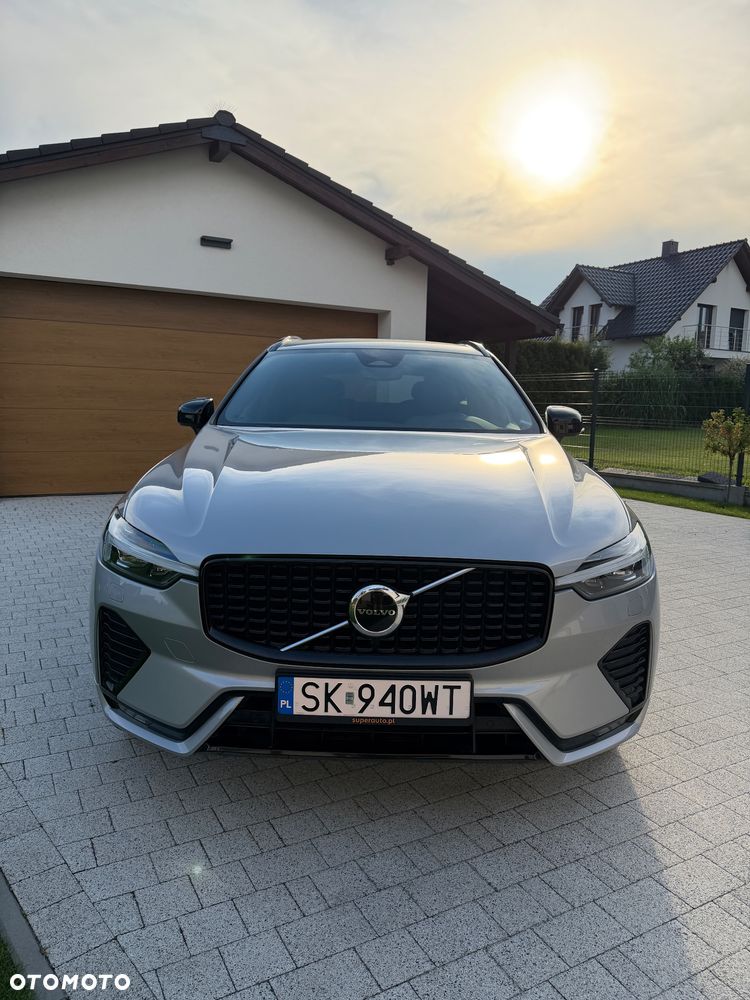 Volvo XC 60 B4 B R-Design - 2