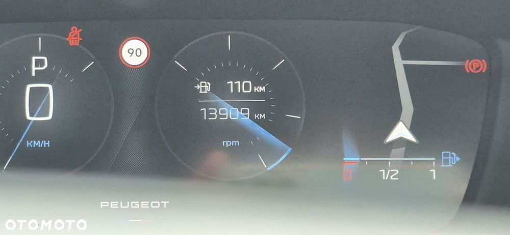 Peugeot 408 1.2 PureTech Allure S&S EAT8 - 18