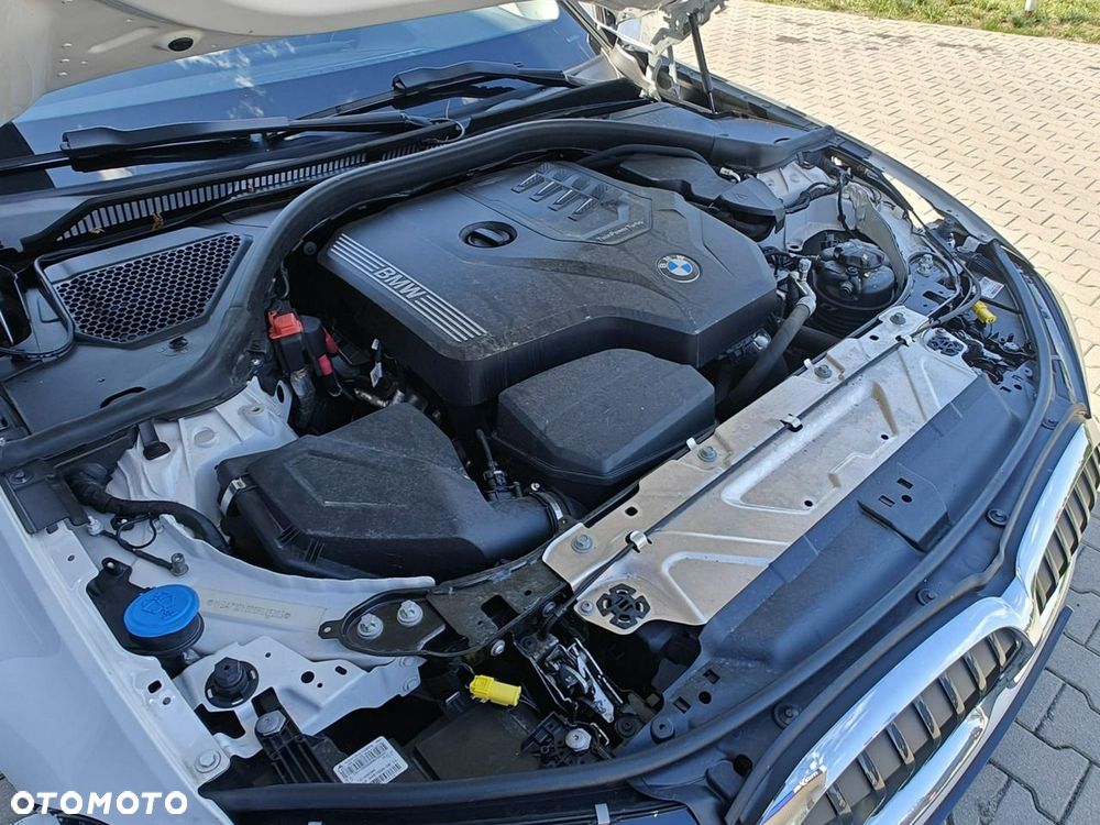 BMW Seria 3 - 22