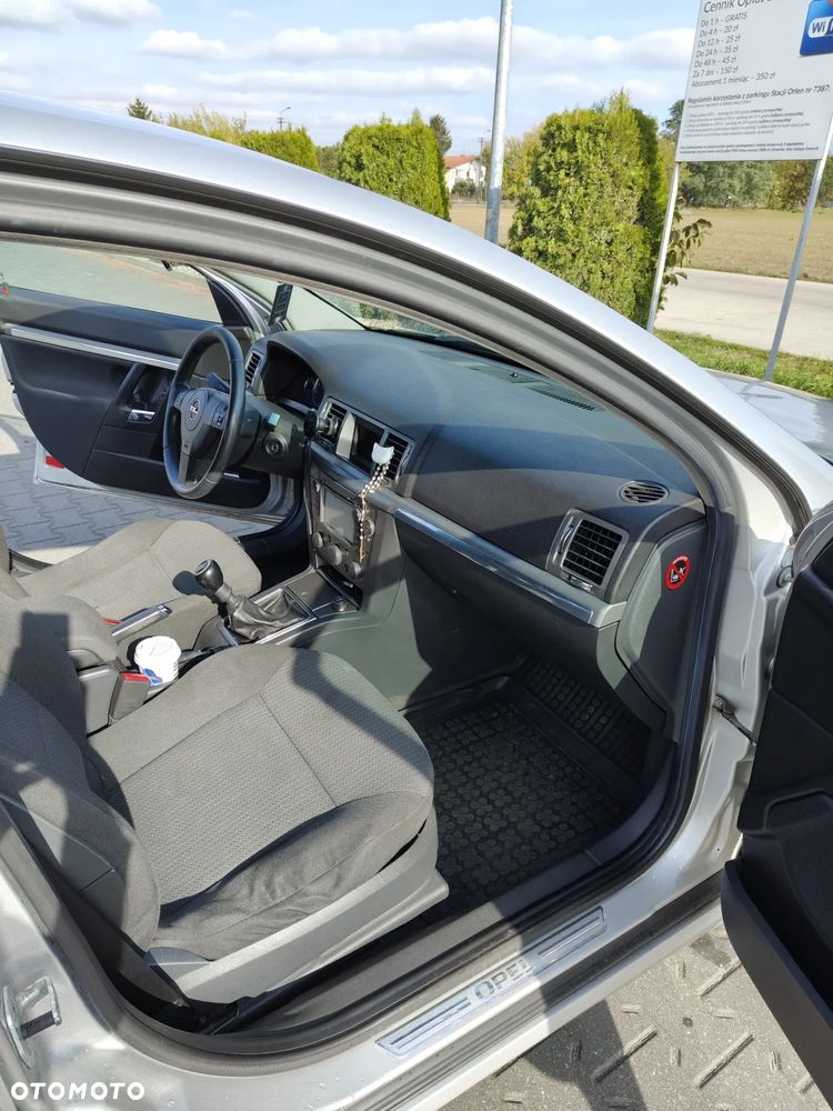 Opel Vectra - 8