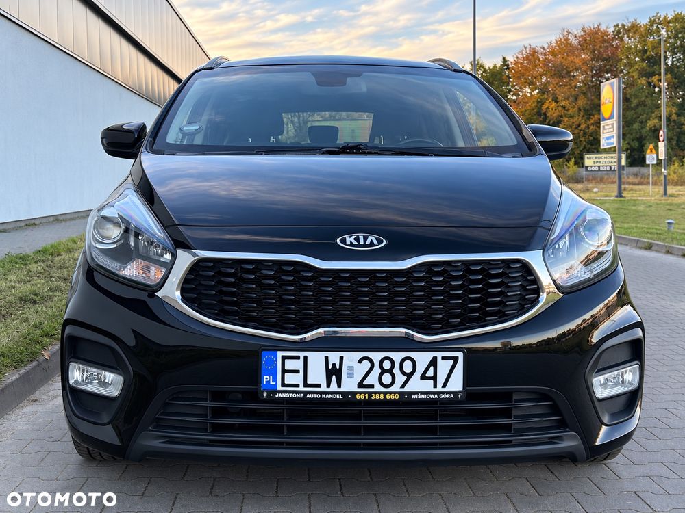 Kia Carens - 14