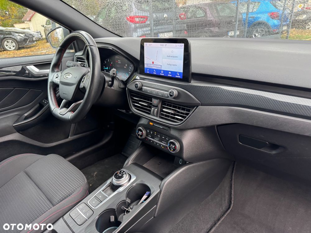 Ford Focus 1.5 EcoBlue Start-Stopp-System ST-LINE STYLE - 20