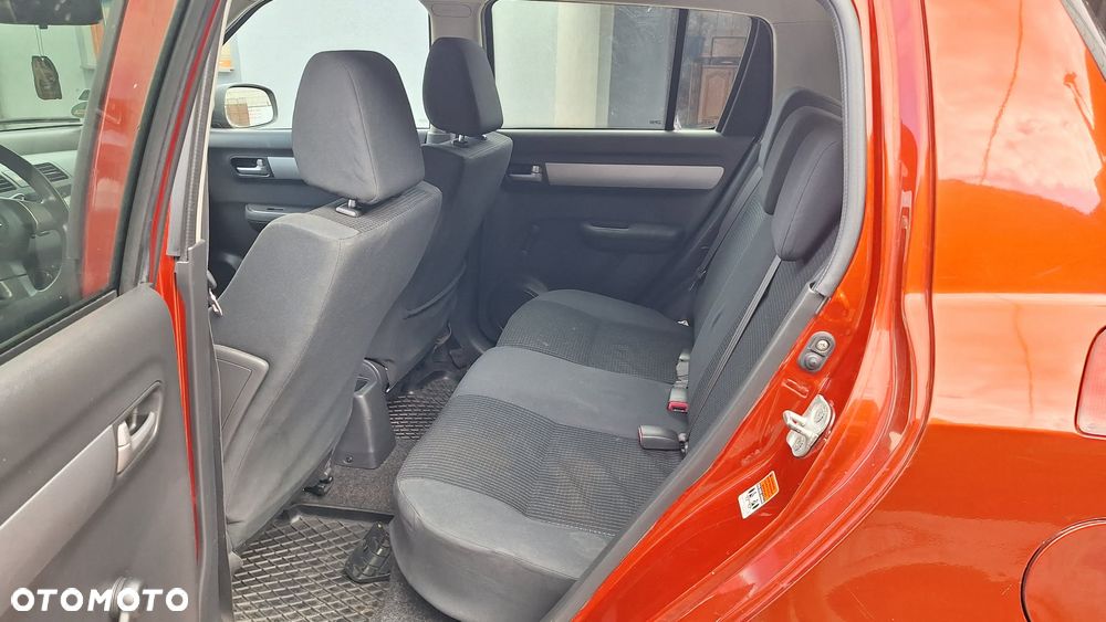 Suzuki Swift 1.3 Club - 12