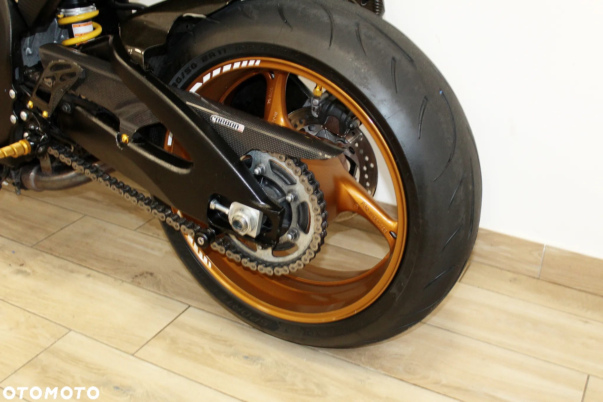 Suzuki GSX-R - 24
