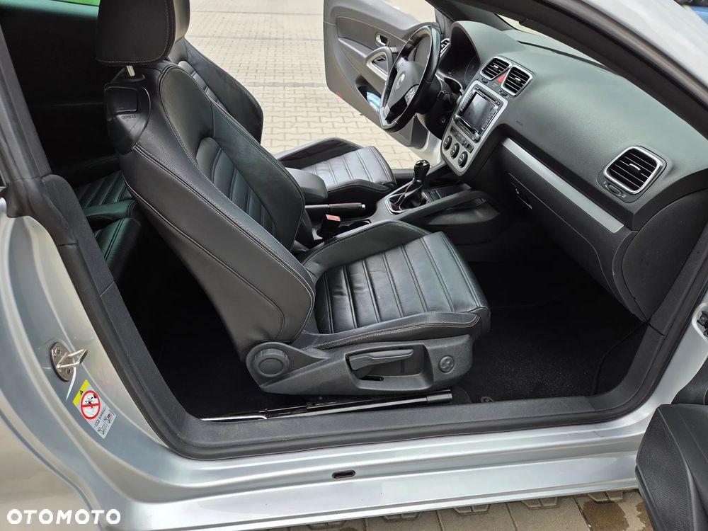 Volkswagen Scirocco 2.0 TSI - 15
