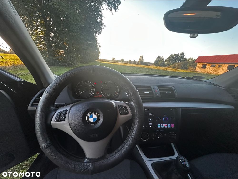 BMW Seria 1 118d - 6