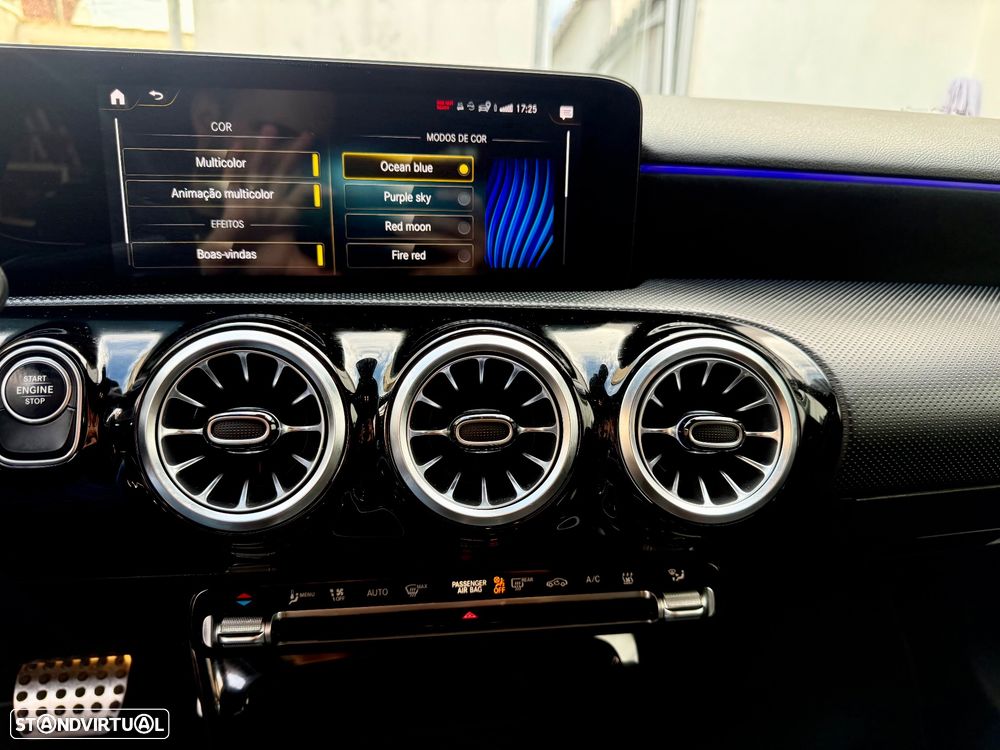 Mercedes-Benz A 250 Limousine e 8G-DCT AMG Line - 13