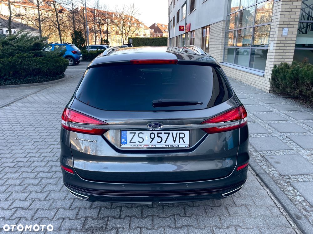 Ford Mondeo - 8