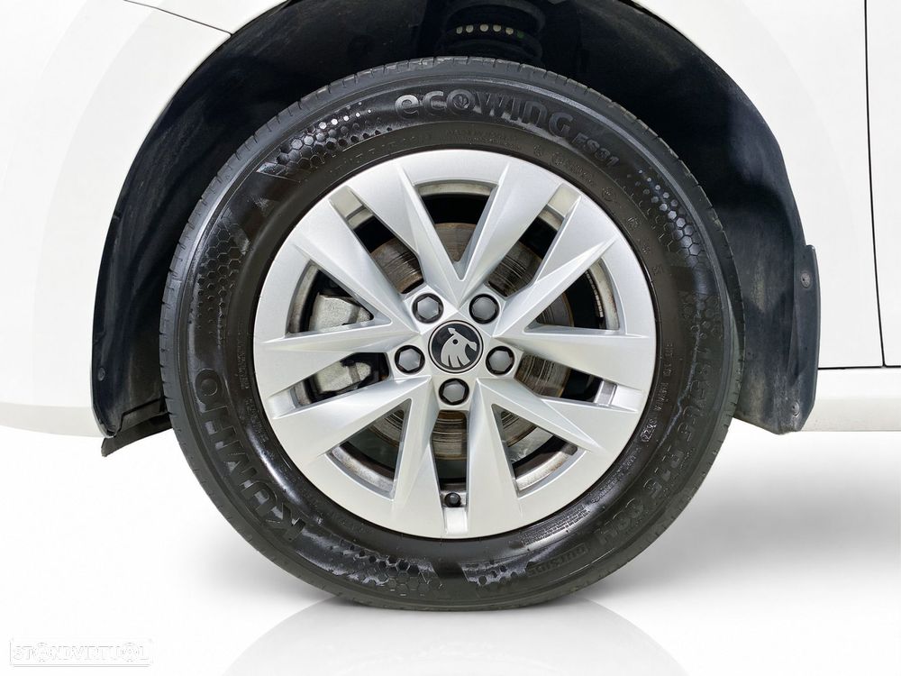 Skoda Fabia 1.0 TSI DSG Ambition - 21