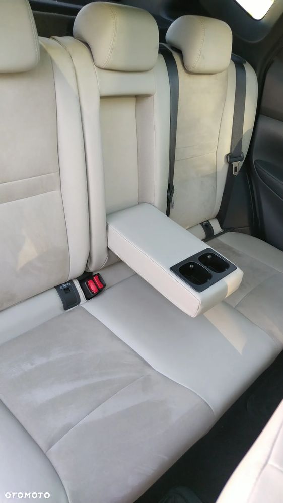 Nissan Qashqai 1.6 dCi Xtronic TEKNA+ - 25