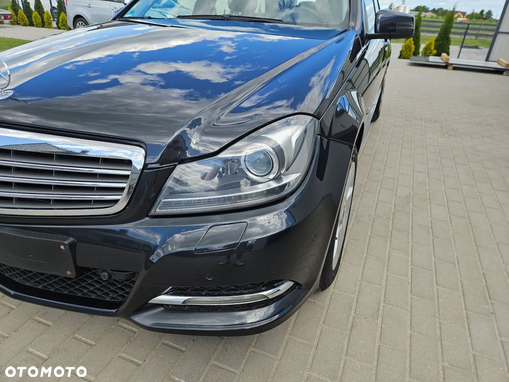 Mercedes-Benz Klasa C 200 (BlueEFFICIENCY) 7G-TRONIC Elegance - 10
